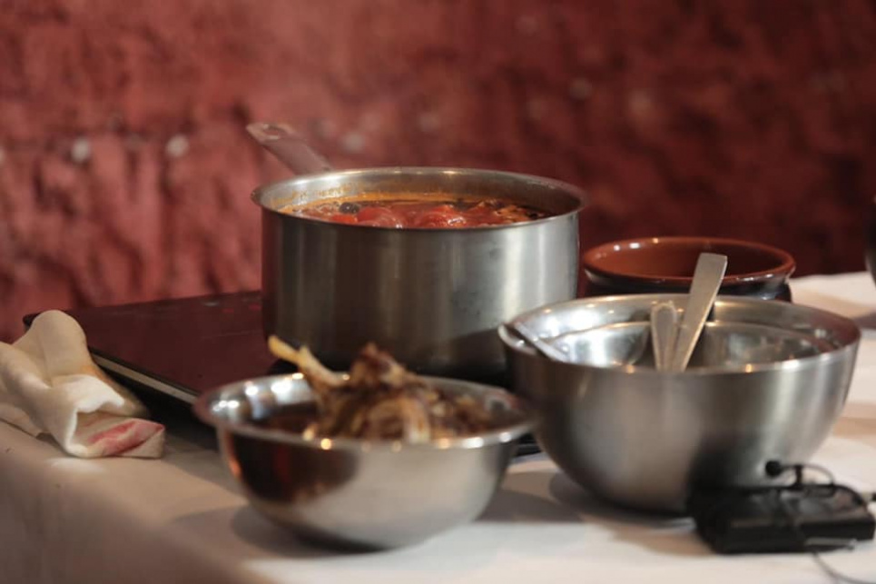 Стефанишина хоче зварити борщ у Євросоюзі, Абрамовський — готував вдруге в житті: деталі борщ-батлу міністрів Всі фото з Фейсбуку