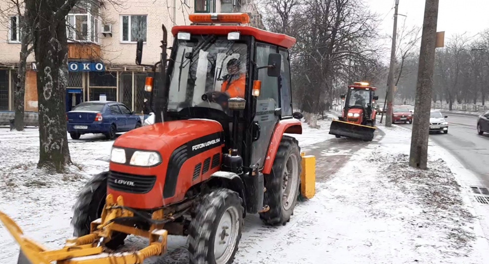 Київ засипатиме снігом три доби Фото: https://www.facebook.com/kievavtodor/photos