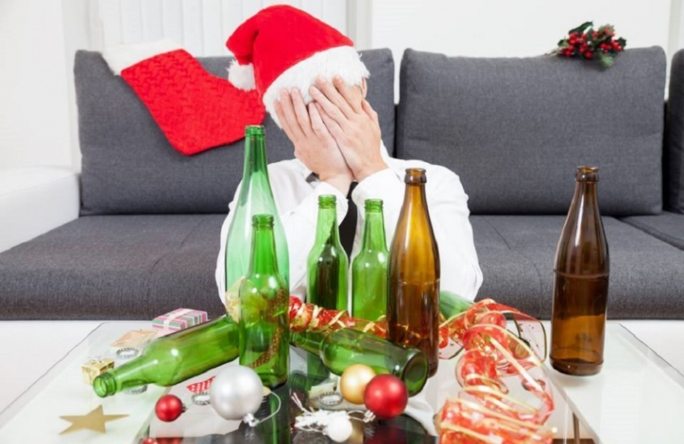 Медик пояснив, як українцям пережити новорічне застілля та не потрапити до лікарні