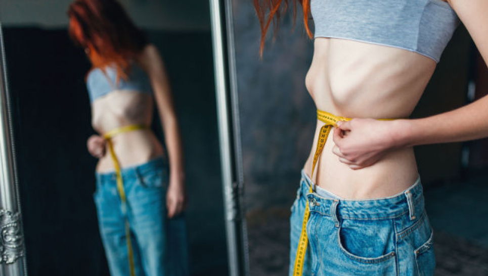 Вчені пояснили, звідки береться анорексія: причина не психологічна