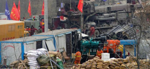 2 недели под завалами шахты: в Китае чудом спасли 12 горняков