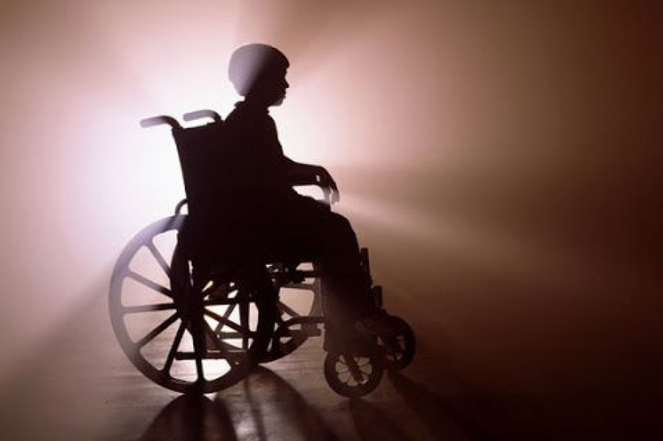 Уряд підвищив розмір надбавки на догляд за дітьми з інвалідністю Діти-інваліди та люди з інвалідністю з дитинства отримають підвищену матеріальну допомогу від держави