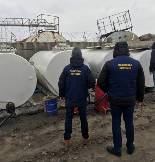 На Київщині виявили незаконно виготовленого пального на понад 17 млн гривень Державна фіскальна служба України виявила незаконно виготовлене пальне