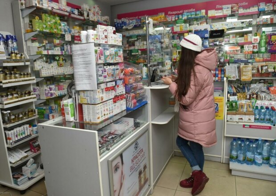 В Україні заборонять продаж ліків неповнолітнім