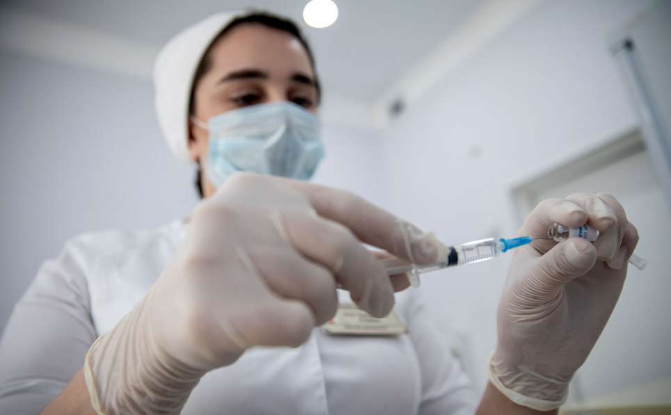 Степанов спантеличив гучною заявою про невакцинованих медиків Максим Степанов на камеру не визнав, що його міністерство "провалило" вакцинацію від ковіду серед медиків