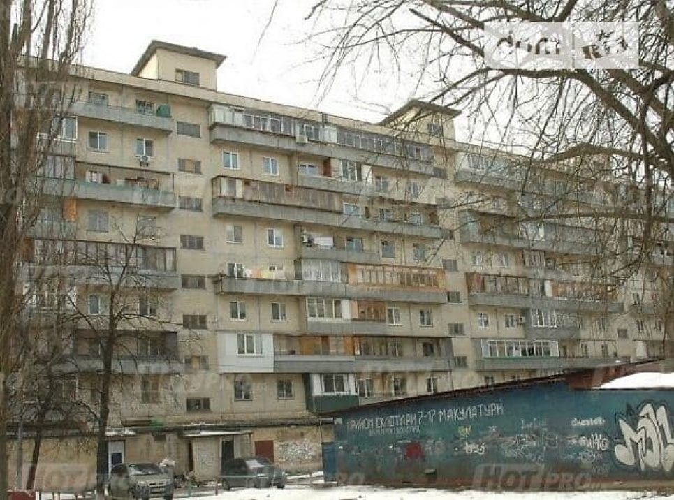 В Киеве 12-летняя девочка выпала с восьмого этажа, а 11-летний мальчик выпрыгнул из окна лицея (видео 18+) 12-летняя девочка выпала с восьмого этажа