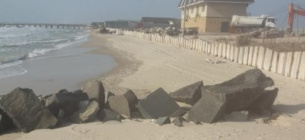 В НПП «Тузлівські лимани» заявили про відсипку будівельних матеріалів на пляж. Фото І.Вихристюк