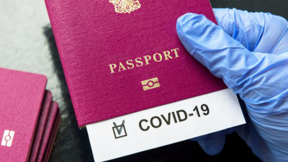 Єврокомісія вже направила всім країнам ЄС основні принципи створення системи коронавірусних паспортів. 