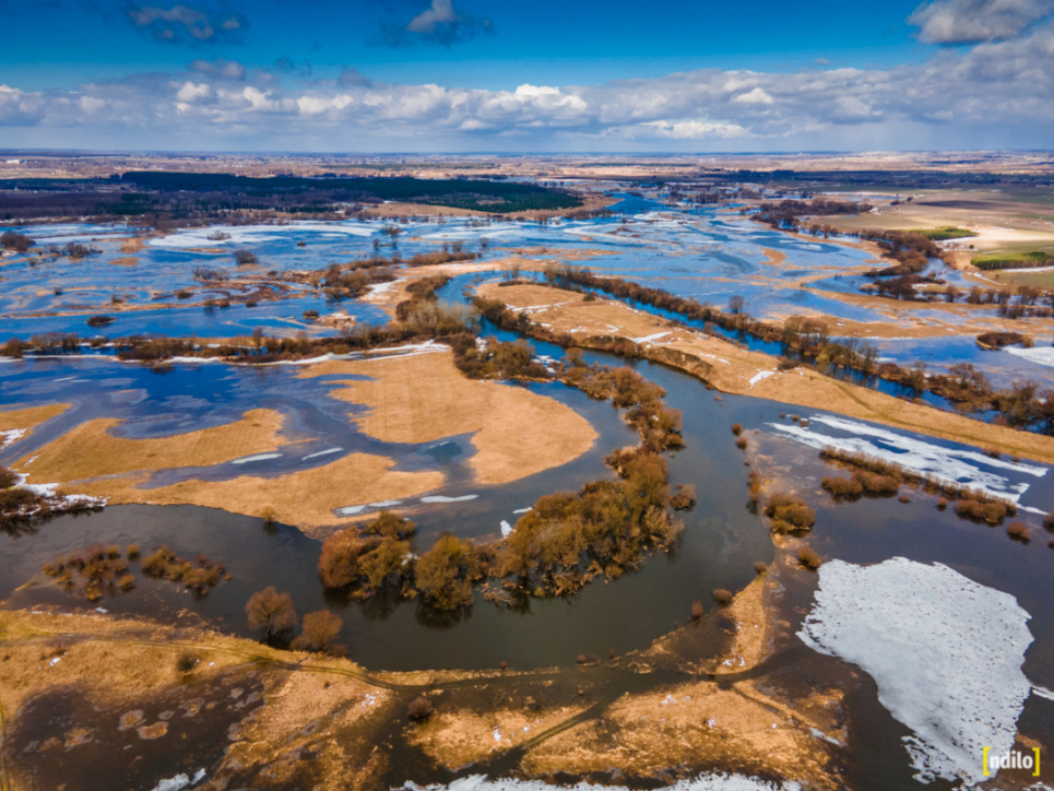 На Волині почалася повінь (фото, відео) Велика річка вийшла з берегів