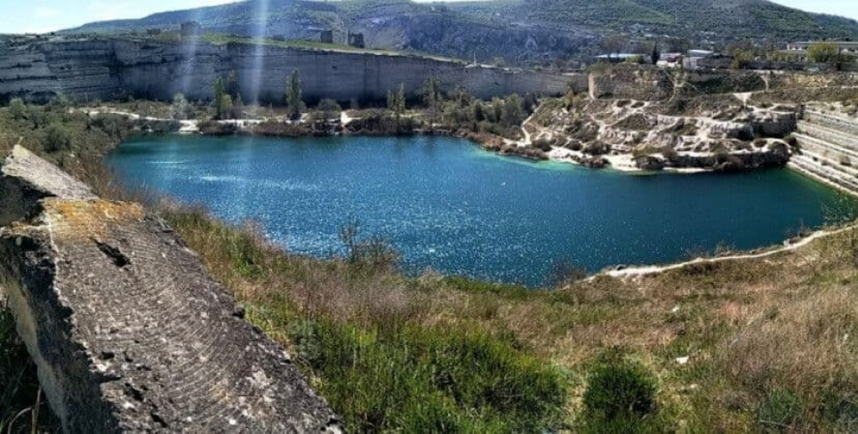 В оккупированном Крыму почти высохло Инкерманское водохранилище (фото, видео) В оккупированном Крыму почти высохло Инкерманское водохранилище