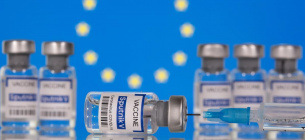 Фото REUTERS — вакцины из Европы задержатся
