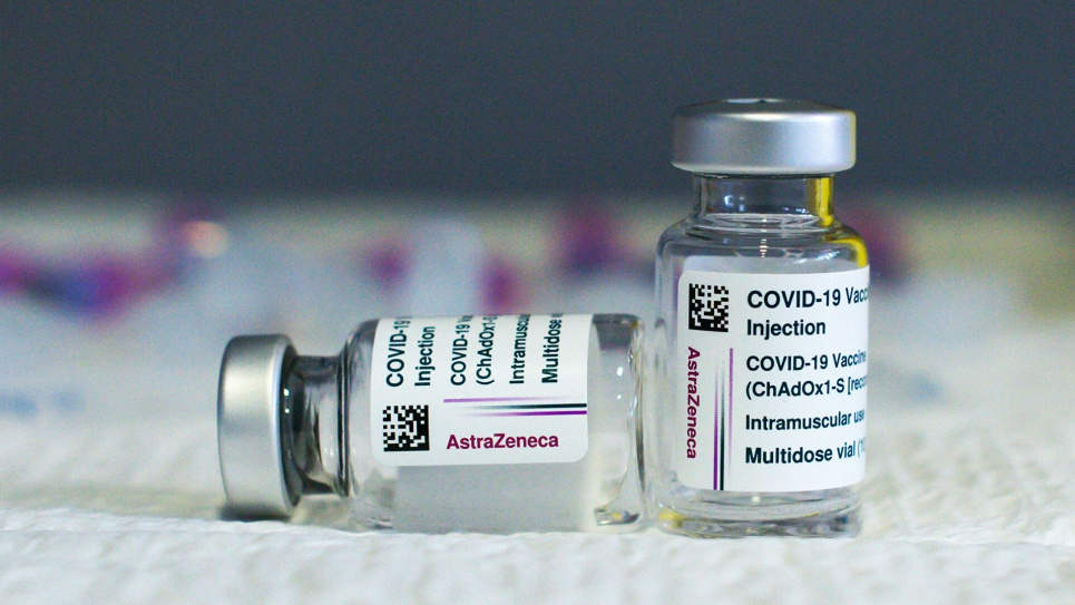 Производители AstraZeneca заявили о стопроцентной эффективности своей вакцины Производители назвали вакцину АстраЗенека безопасной и эффективной