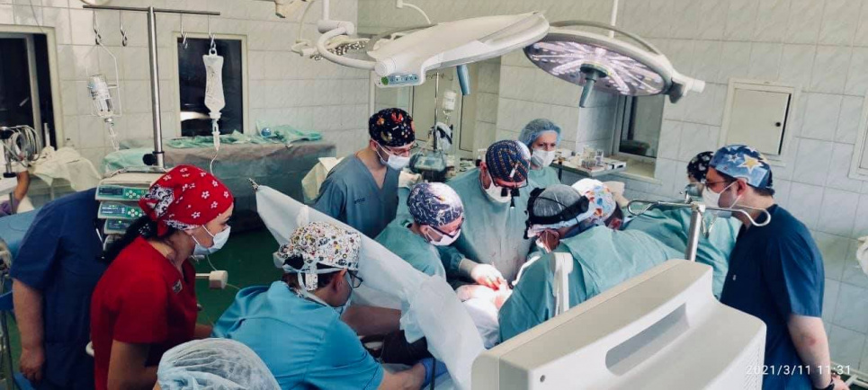 У столичному «Охматдиті» провели першу трансплантацію нирки. Фото: І. Заславець