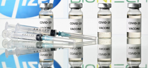 Вакцини Pfizer в Україні офіційно немає, а в приватних клініках Франківська за гроші — є. 