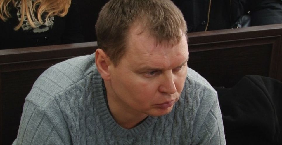 Криворожский живодер устроился на службу в уголовное полицию Полицейский Александр Руденко. который пытался живьем сжечь собаку, продолжает работать в правоохранительных органах