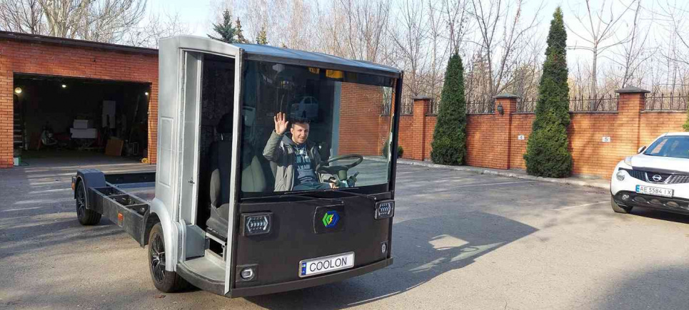 У Кривому Розі тестують перший вітчизняний електрокар