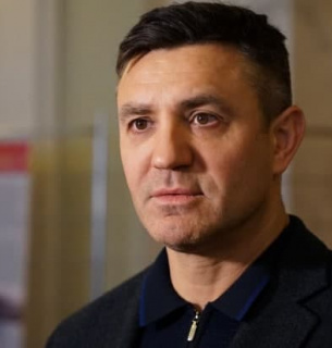 Проти «слуги народу» Тищенка відкрили кримінальне провадження за вечірку в карантин Нардеп Микола Тищенко порушив карантинні заборони у столиці