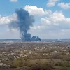 В Луганской области в Рубежном взорвался бензовоз ВСУ, горят дома и грузовики. Фото: скриншот