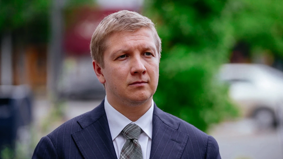 Кабмин уволил главу НАК «Нафтогаз Украины» Коболева, сам чиновник о своем увольнении не знает Главу «Нафтогаза» освободили от занимаемой должности