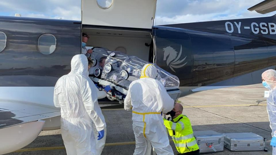 Спортсмен из Дании приехал в Киев на чемпионат, а вернулся домой в изоляционной капсуле (фото) Спортсмен из Дании, который заболел в Киеве ковидом, прибыл спецборотом на родину