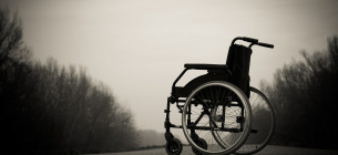 Люди с инвалидностью 