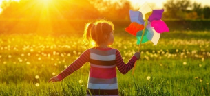 "Бабине літо" повертається: коли в Україну прийде потепління і припиняться дощі Коли закінчаться дощі? Прогноз погоди: в Україні з 17 жовтня очікується потепління до +16°C та сонце