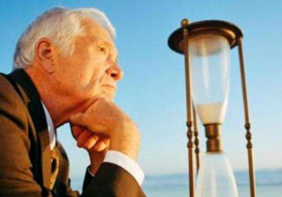 Учені встановили скільки людина може прожити максимально Фото: acc.cv.ua