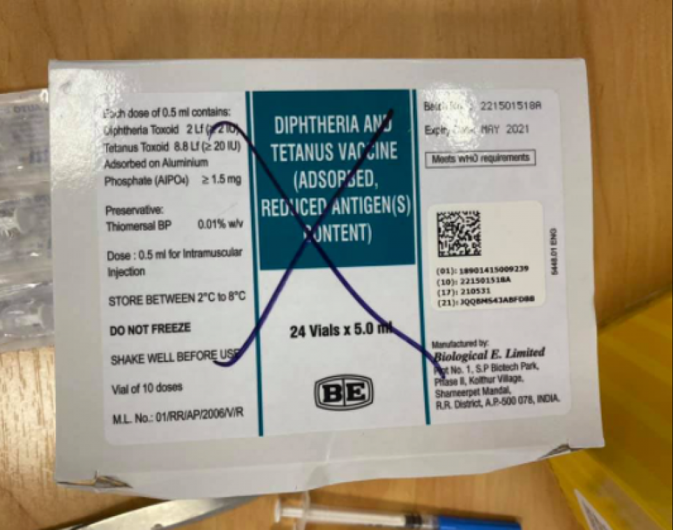 Замість Pfizer київських освітян щеплюють простроченою вакциною від дифтерії та правця — юрист  Вакцинація