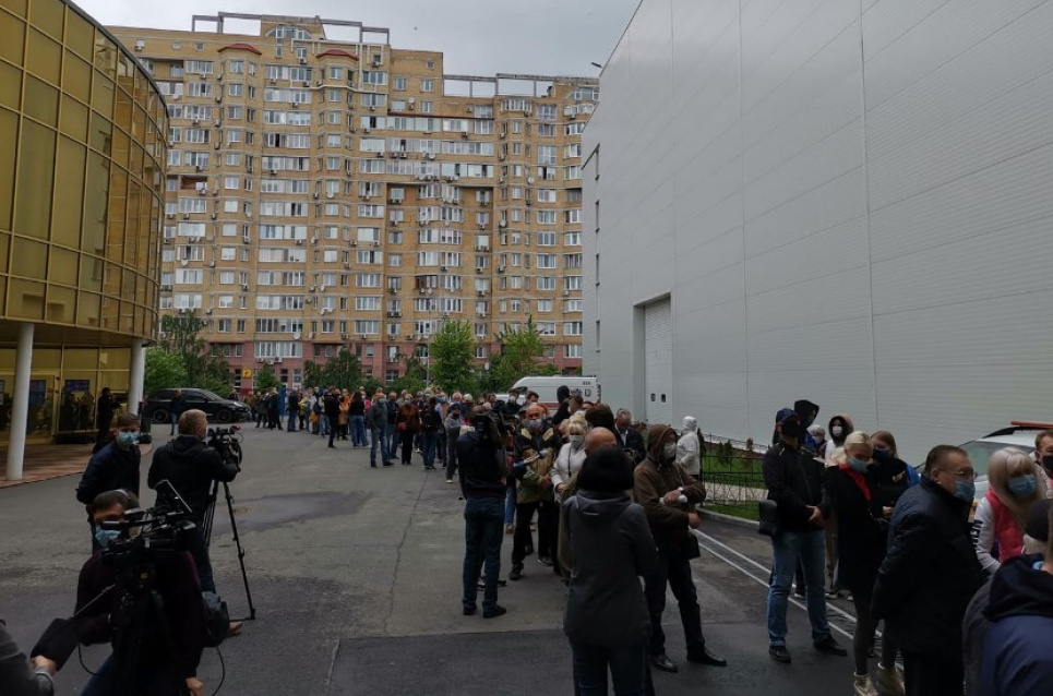 Рекорд вакцинации: в Киеве за выходные привили 6,4 тысячи человек Фото: Украинская правда
