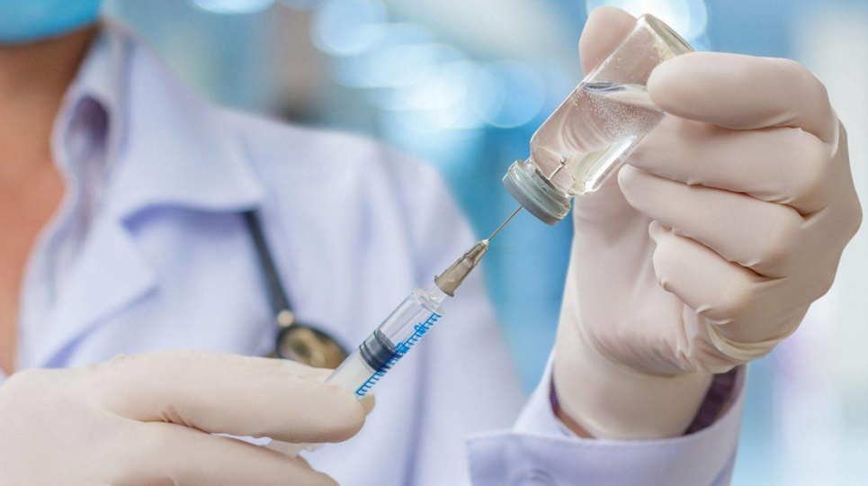 Китайская вакцина от COVID-19 привела к параличу лица у части пациентов