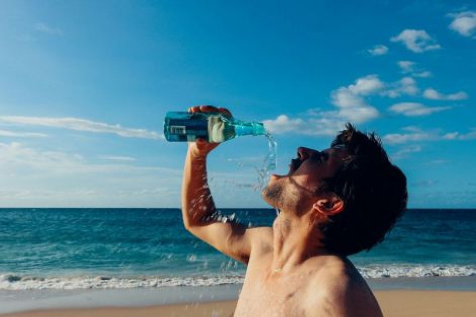 Два простих способи перевірити, чи достатньо ви п'єте води щодня