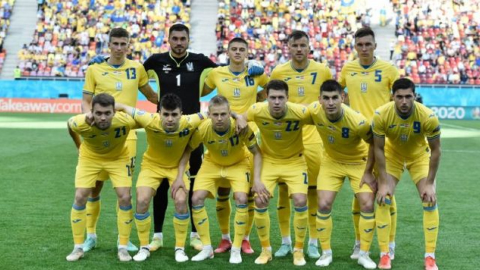 Збірна України з футболу вперше в історії потрапила до 1/8 фіналу Євро Фото:
BBC