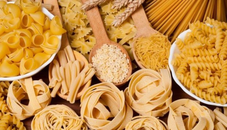 Українці роблять чудернацькі макарони: з горіхами, висівками та базиліком На продуктовому ринку України з'явилися макарони з виноградними кісточками та гарбузом
