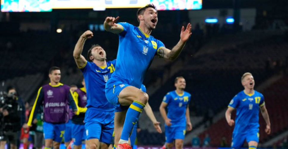Украинцы впервые попали в 1/4 финала Евро-2021 Украинцы впервые попали в 1/4 финала Евро-2021