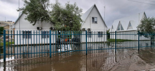 В Миколаївській області після зливи затопило вулиці та бази відпочинку 