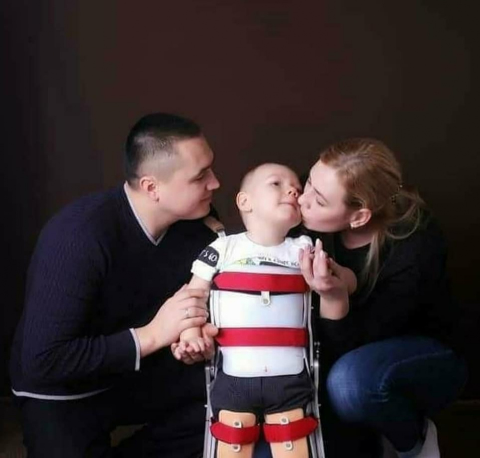Врятувати Діму: одне євро від кожного врятує життя 3-річному хлопчику з діагнозом СМА Фото: Родини Жадан