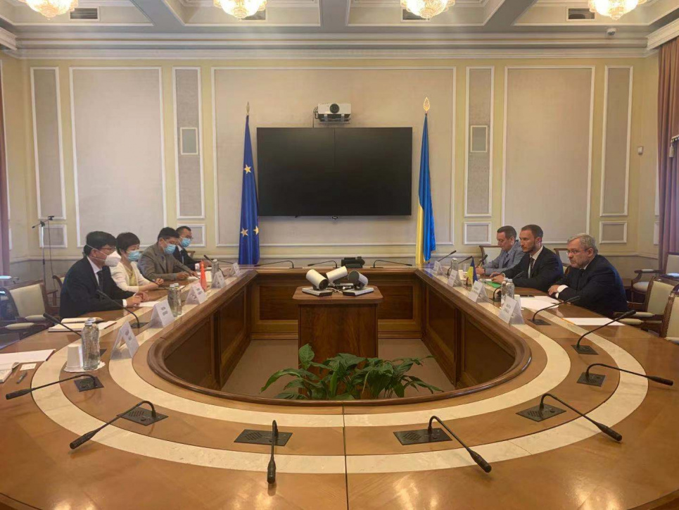 Міненерго не каже українцям, про що домовляється з Китаєм Фото із сайту посольства КНР в Україні