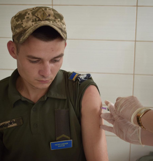 Як військовослужбовцеві відмовитися від «добровільної» вакцинації проти COVID-19 Як військовослужбовцеві відмовитися від «добровільної» вакцинації проти COVID-19