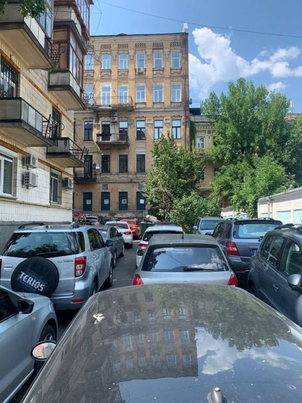 Маєш авто — плати: де в Києві братимуть гроші за денне паркування, скільки це коштує і чому це добре Фото: Дмитро Макагон