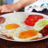 Диетологи рассказали, как есть меньше мяса и получать лучший эффект