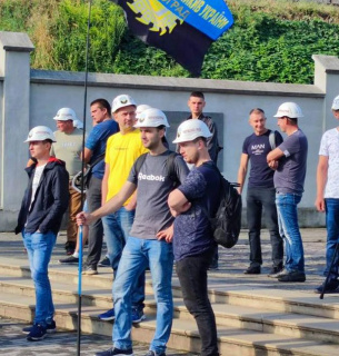 У Львові триває масштабний мітинг гірників: прийшли до ЛОДА (ВІДЕО) У Львові триває масштабний мітинг гірників: прийшли до ЛОДА
