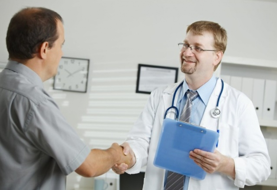 При переходе врача к частной практике пациент сможет получать медицинские услуги бесплатно
