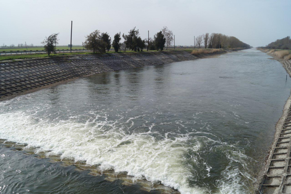 Зеленський підписав закон, який забороняє подавати воду в Крим Фото:
Центр журналистских расследований