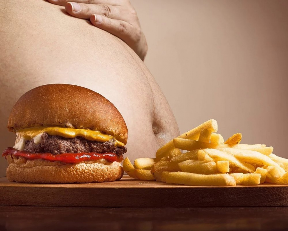 Як позбутися від вісцерального жиру: чотири простих способи спалити жир на животі