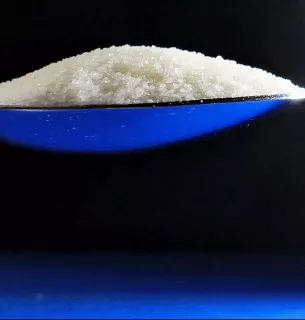 Прихована сіль: як її розпізнати у звичних продуктах Фото ілюстративне