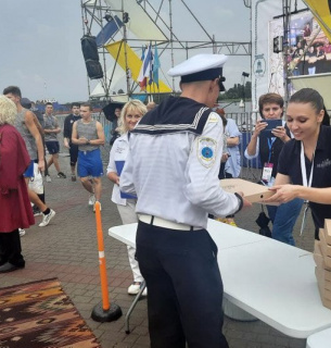 У Херсоні встановили рекорд України з частування хачапурі Фото:Суспільне