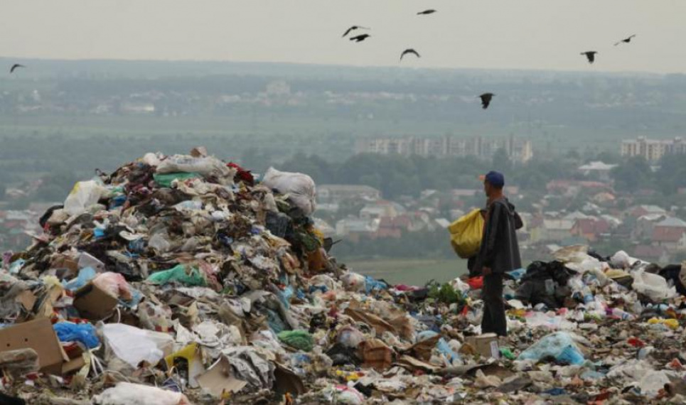 В Україні є 33 тисячі несанкціонованих сміттєзвалищ, сортується лише 4 % сміття — Зеленський (ВІДЕО) Фото:
Правда іф