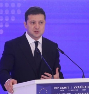 Зеленський заявив, що на енергомодернізацію Україні потрібно 300 мільярдів гривень Фото: Укрінформ