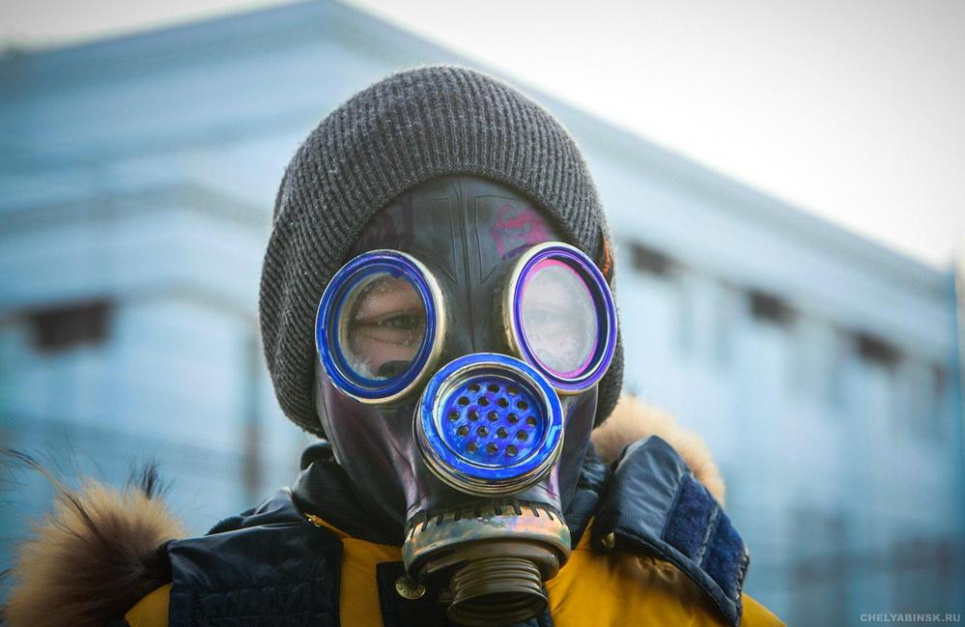 Киев — в пятерке городов с самым высоким показателем загрязнения воздуха в мире Противогаз
