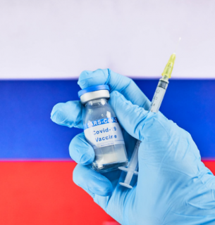 Майже 80 % тяжкохворих на коронавірус вакцинованих росіян мають куплений сертифікат — російський посадовець Вакцинація